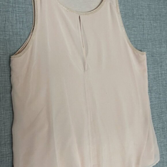🌈** Any 2 For 20$**🌈 Ann Taylor Soft Pink Keyhole Tank Top - Picture 10 of 10